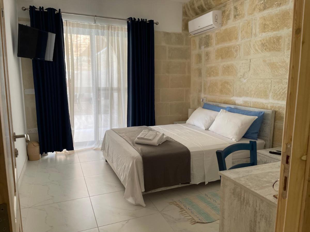 Fiftyfour West Boutique Living Bed and Breakfast Għarb Exteriör bild